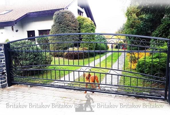 Brány, bránky, ploty - Exteriér - www.britakov.sk