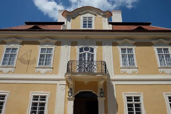 Břežany