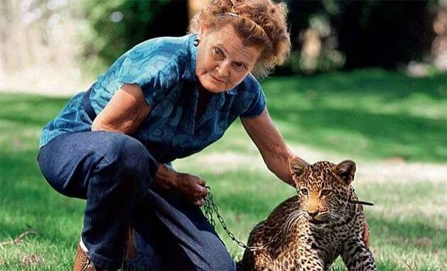 Příjmy ze svých knih věnovala Joy Adamsonová nadaci Elsa Wild Animal Appeal, kterou založila