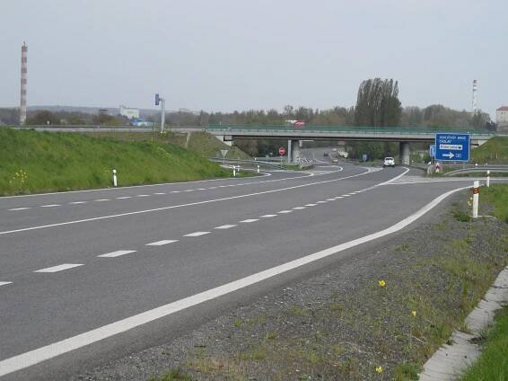 Silnice I/12 u Kolína, mimoúrovňové napojení na I/38