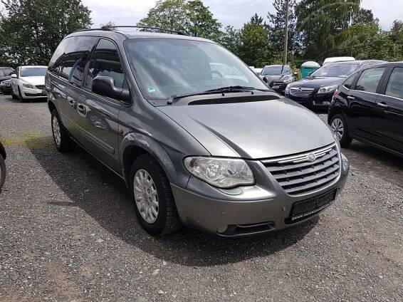 Prodám Chrysler Voyager 2.5CRD 105KW KLIMA Diesel Kombi - Tempomat
