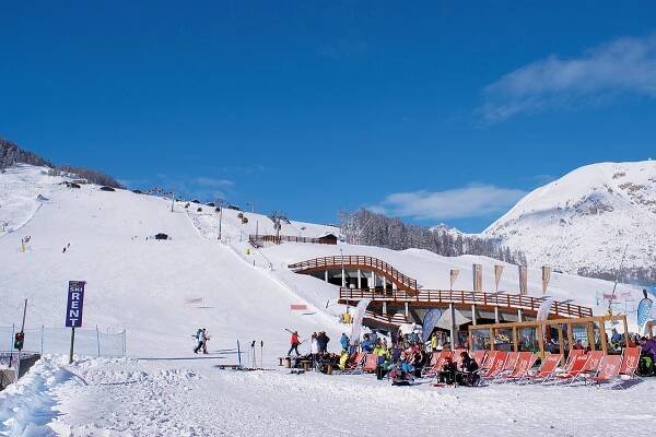 Lyžování Livigno 2024/25: zájezdy, ubytování, skipas | NEV-DAMA