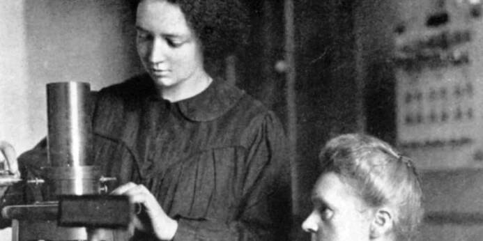 Marie Curie s dcerou Irène, která šla v jejích stopách.