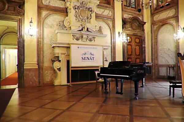 Oddělení klávesových nástrojů – fotogalerie – Konzervatoř Brno