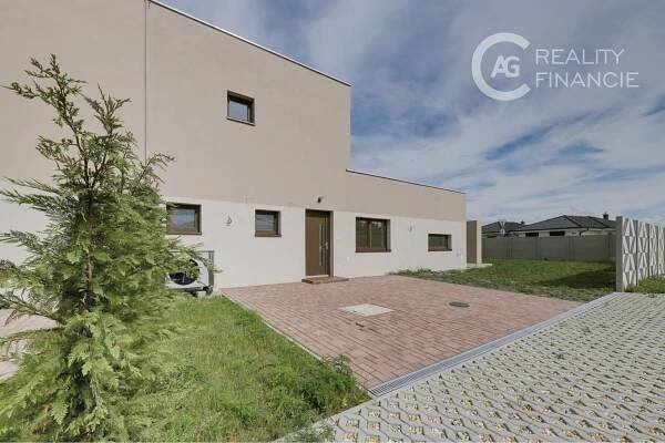 AG REALITY I NA PREDAJ - 4 IZBOVÝ MEZ. BYT V DVOJDOME SO ZELENOU STRECHOU | AG reality & finance, s. r. o.