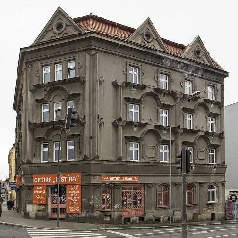 Petrohrad | Stezky | Plzeňský architektonický manuál