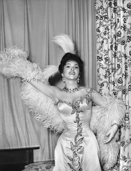 La donna più bella del mondo - Promo - Gina Lollobrigida