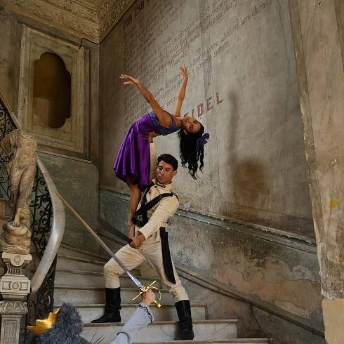 Carlos Acosta gives Cuban twist to Christmas classic 'The Nutcracker'