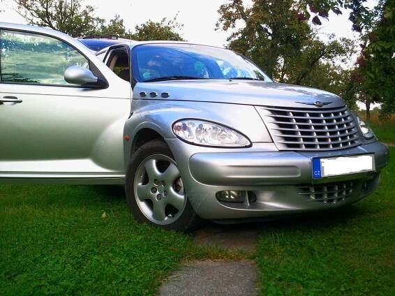 2000 Chrysler PT Cruiser 2.0 benzín 104 kW 188 Nm