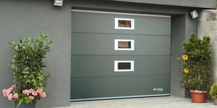 Lomax u nových garážových vrat vylepšil bezpečnost i design - ZPRAVODAJSTVI24.CZ
