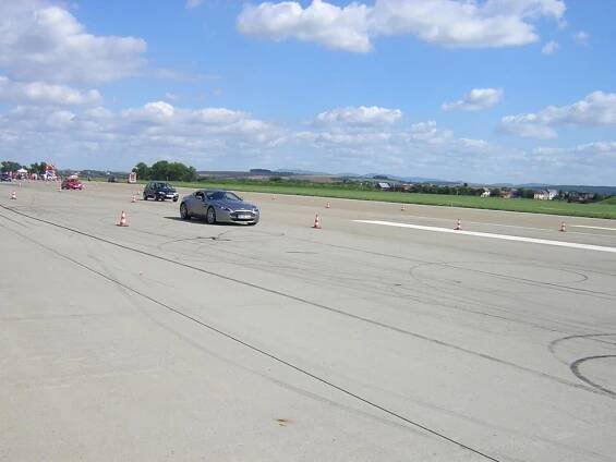 4.TUNING SHOW PŔEROV, Přerov-Bochoř-vojenské letiště - Fotky