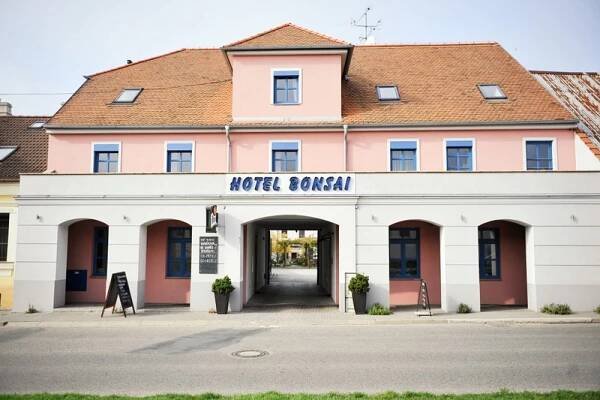 Galerie - Hotelbonsai.cz - Hotel Mikulov, stylové ubytování v rodinném hotelu v Mikulově