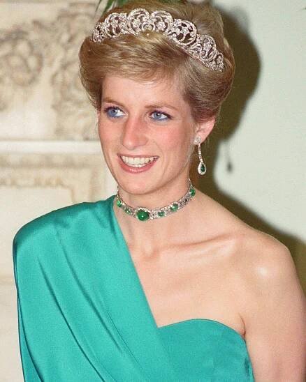 HRH The Princess of Wales, Princess Diana attends a banquet at Mansion House wearing the Spencer Tiara made by Garrard