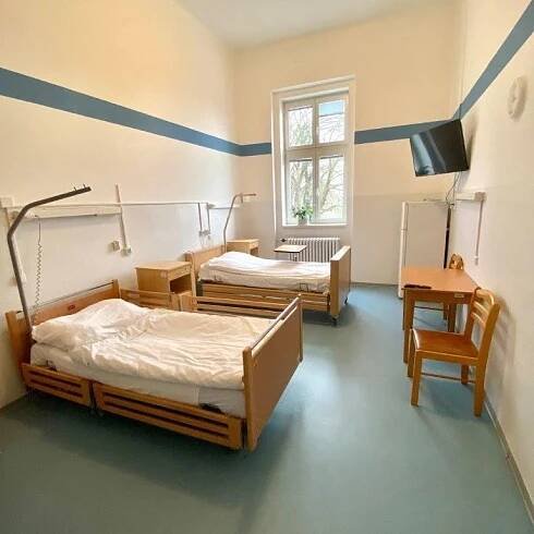 Komplexní péče v nemocnicích následné péče: Od rehabilitace po laskavý personál
