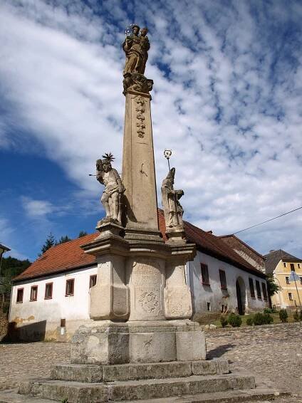 Mariánský sloup (Úterý)