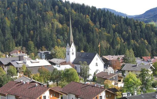 Scheffau am Wilden Kaiser – Wikipédia