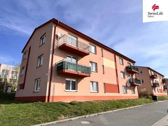 Pronájem bytu 1+kk 36 m2 Pod Školkou, Tlučná, obrázek č. 1