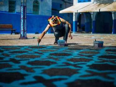 Painting the Square (Chefchaouen)