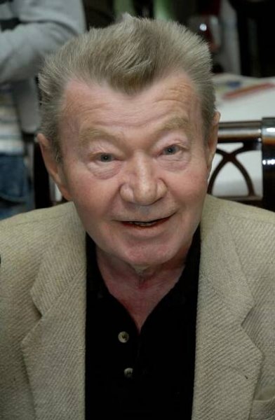 Václav Sloup pocházel z obce Tlustice na Berounsku. 