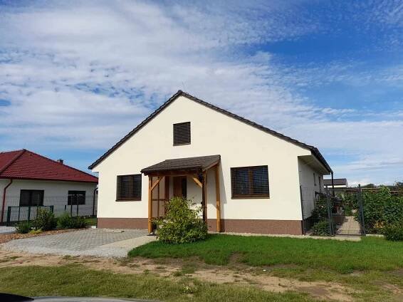 „Potornádový“ rodinný dům Hodonín - Pánov