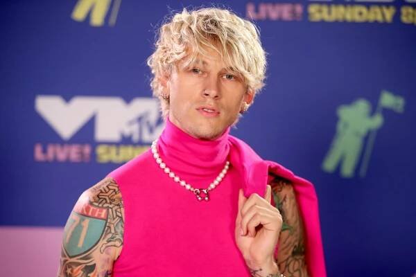Machine Gun Kelly Net Worth, How Rich is Machine Gun Kelly? - TlwaStoria