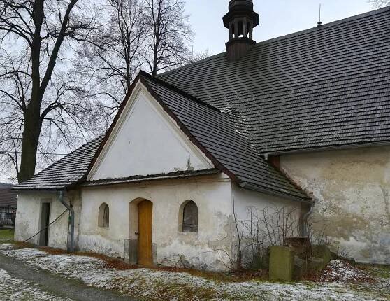 Soubor:Kostelec (okres Jihlava) - kostel svaté Kunhuty, sakristie a skladiště obr01.jpg – Wikipedie