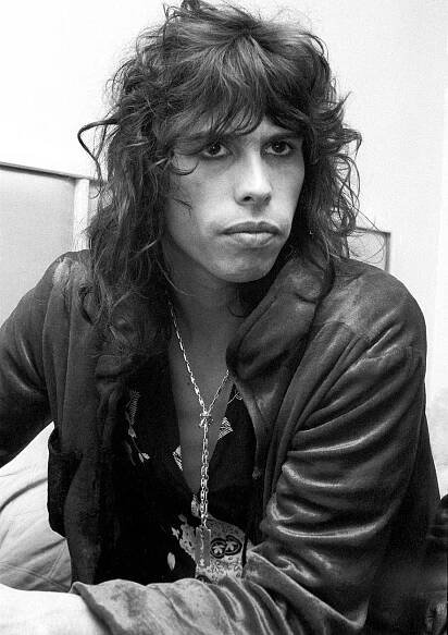 Steven Tyler z Aerosmith čelí obvinění ze sexuálního napadení nezletilé. Žaloba kvůli vztahu ze 70. let