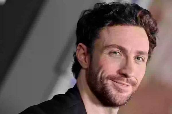 Image may contain Aaron Altaras Head Person Face Beard Adult Happy Smile and Dimples