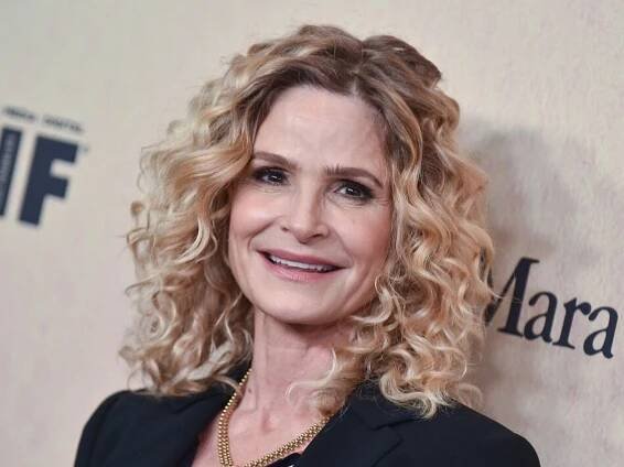 Kyra Sedgwick Explains Why She's Banned From Tom Cruise's House