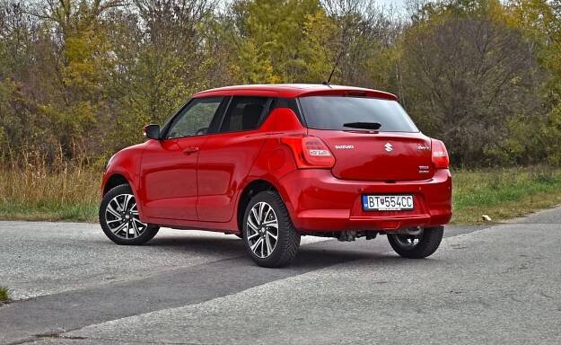 TEST: Suzuki Swift Allgrip | Blcha na štyroch ✅ | Autogratis.sk