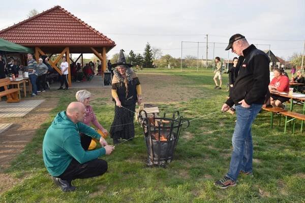 Pálení čarodějnic - Oficiální stránky obce Mašovice
