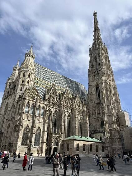 Bildergalerie Wien — Gemeinschaft ehemaliger Lufthanseaten e.V.