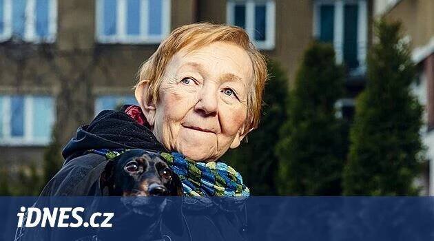 Zemřela Jaroslava Hanušová. Oblíbená Jaruš z Možná přijde i kouzelník - iDNES.cz