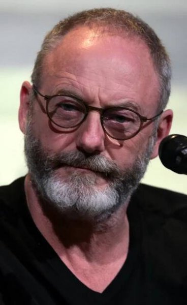File:Liam Cunningham by Gage Skidmore 2.jpg - Wikimedia Commons