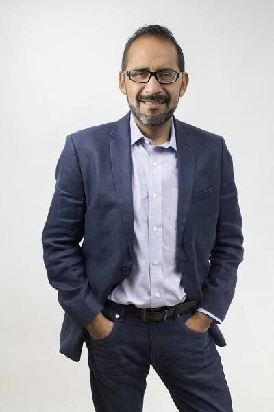 Resumen Curricular Ale Calderon – Rafael Ayala