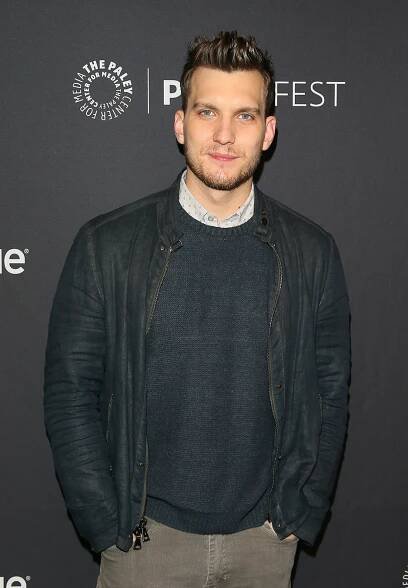 Scott Michael Foster - Actor