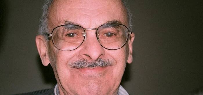 Legendární Bulat Okudžava. Dostal se i na poštovní známku