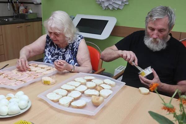 Narozeniny - oslava - Oficiální stránky Domov pro seniory Vroutek
