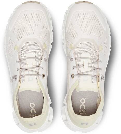 On Running Cloud 5 Coast W Sand/Ray | Highland Sport