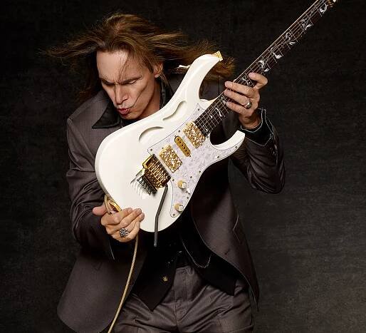 Steve Vai photo by Larry DiMarzio