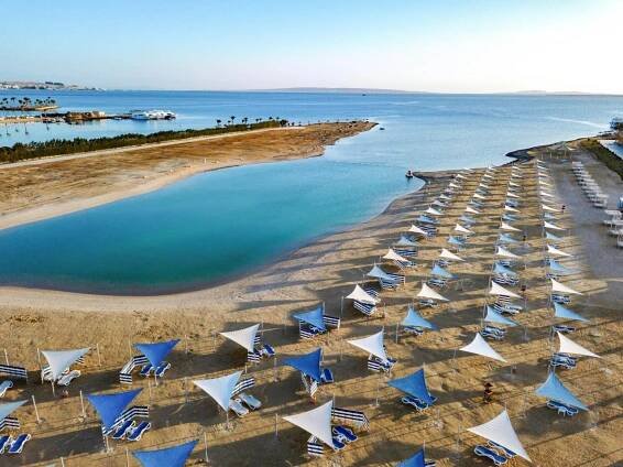 Gravity Hotel & Aqua Park
