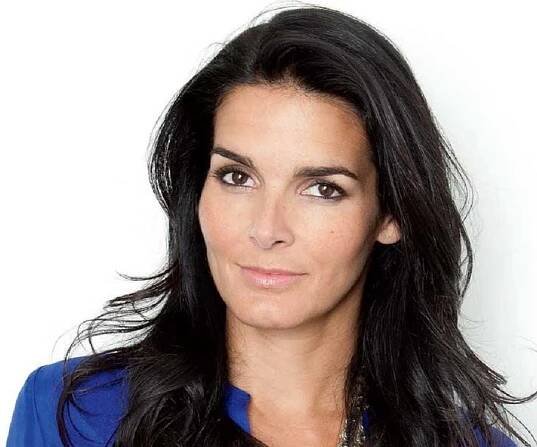 Angie Harmon Biography - Facts, Childhood, Family Life & Achievements
