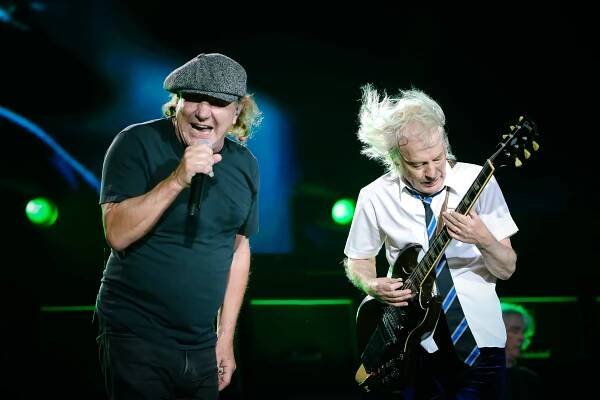 ACDC - Silvi Production