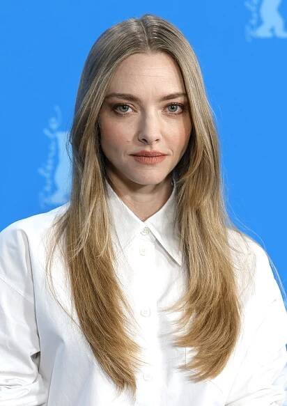 Soubor:Amanda Seyfried at Berlinale 2024, cropped.jpg – Wikipedie