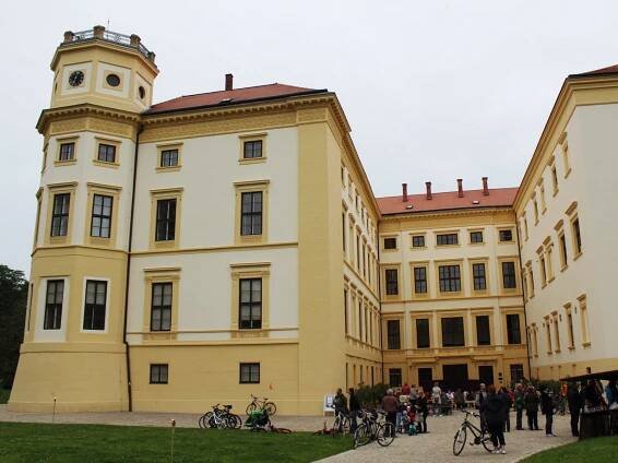 Historii strážnického zámku přiblížili rytíři i zbojník Žilka