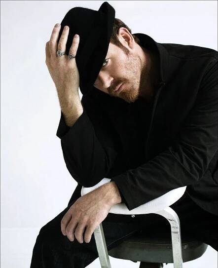 Marton Csokas