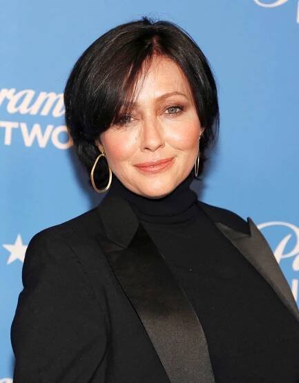 Shannen Doherty Gives Update amid Cancer Battle: 'Taking Care of Myself and Embracing Every Day'