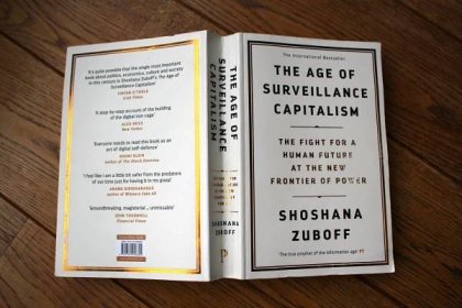Tři mimo-řádné knihy: Příroda a lidská duše, Šmírovací kapitalismus a Znaky na Zemi | TomasHajzler.com