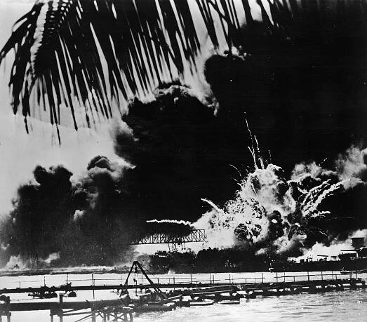 Pearl Harbor: Svět v plamenech (2021)