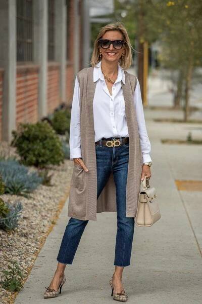 Taupe And White A Classic Spring Color Combo | Casual fall outfits, Business casual outfits, Casual trendy outfits